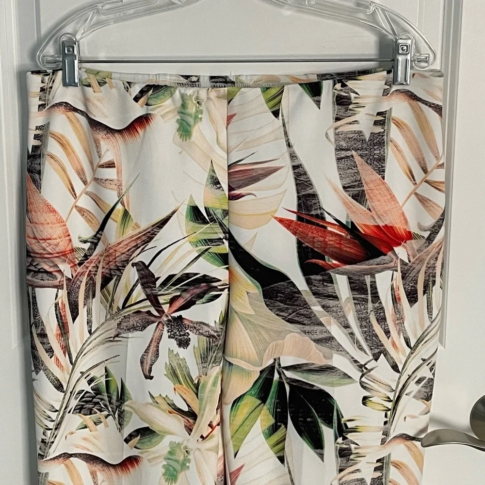Joseph Ribkoff tropical floral ankle length Pants 54024